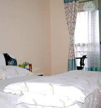 Kunming Colorful Cloud Apartment Hotel Extérieur photo