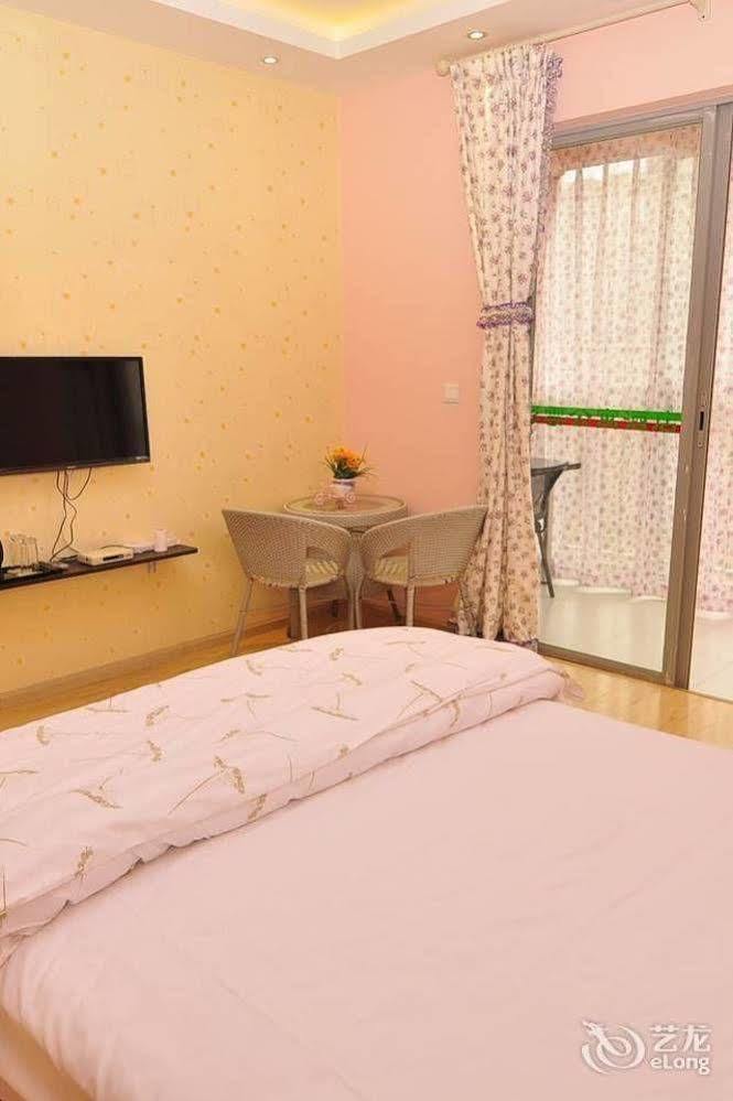 Kunming Colorful Cloud Apartment Hotel Extérieur photo